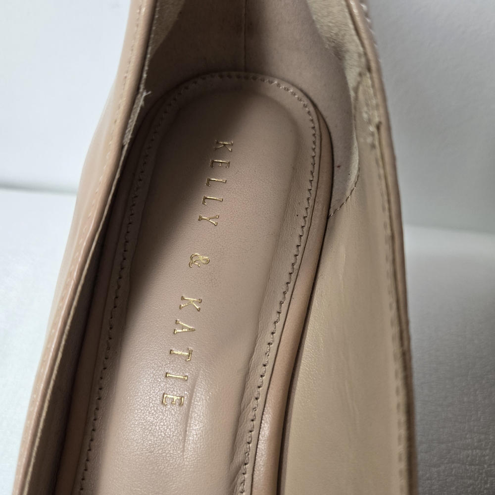 Kelly & Katie Women's nude Peep Toe Wedges - Picture 2 of 3